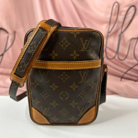 Louis Vuitton Checkbook Wallet – Brand Bag Girl