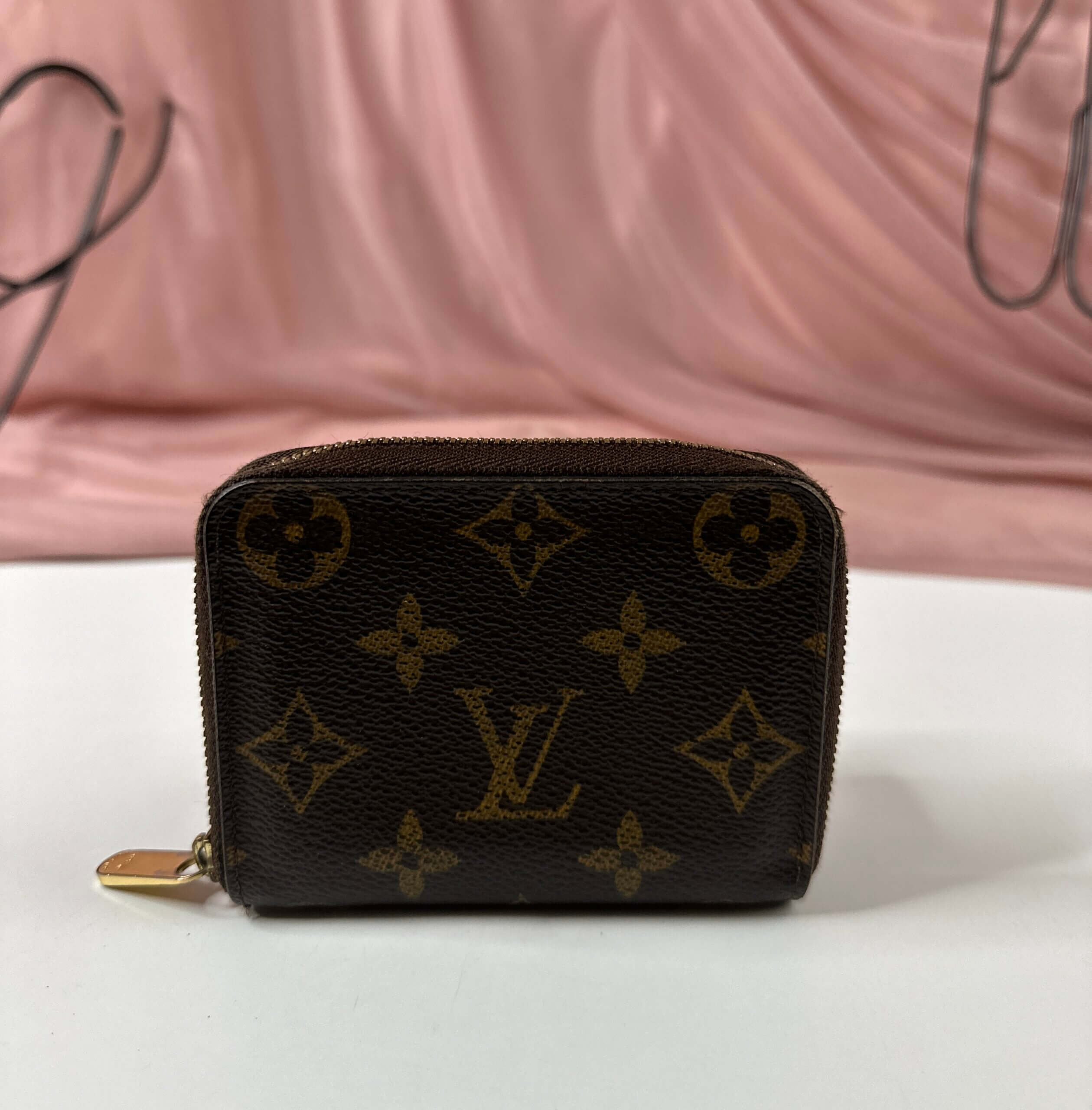 Louis Vuitton | Bags | Louis Vuitton Zippy Coin Purse Epi Noirblack |  Poshmark